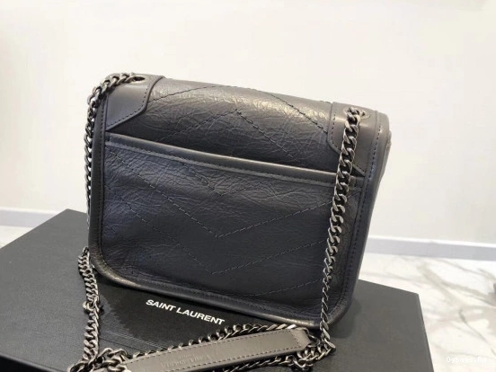 CHAIN WALLET YSL NIKI 0812